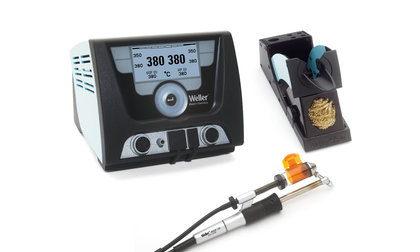 Soldering and desoldering stations